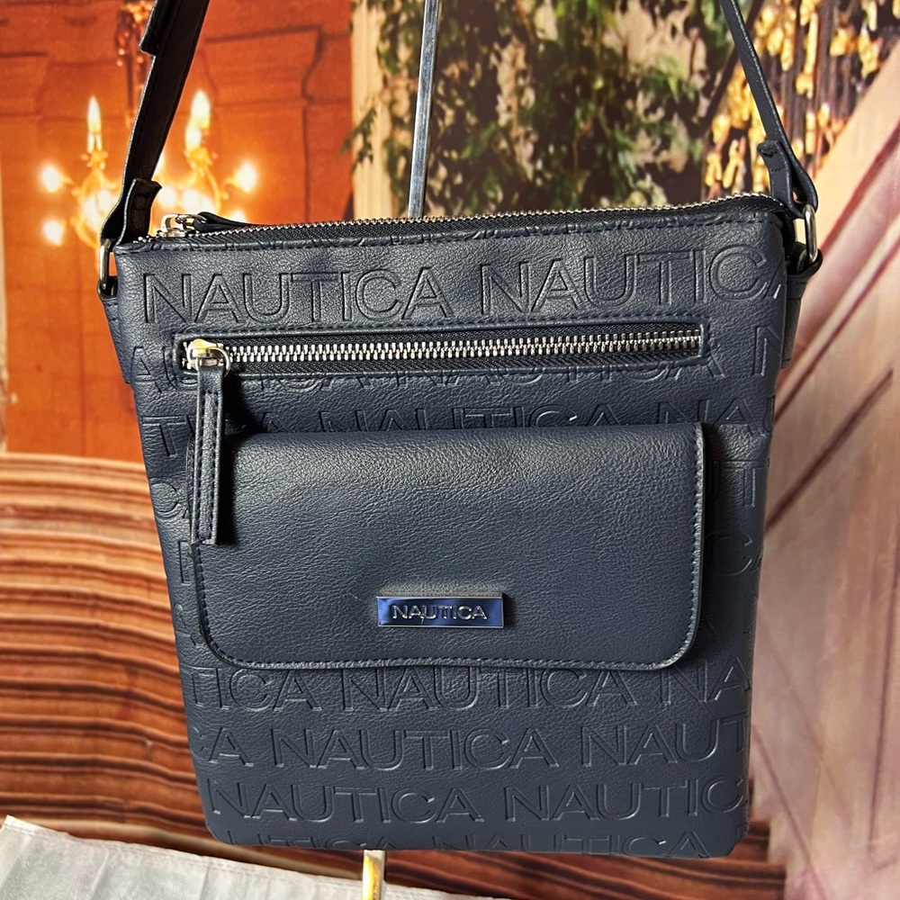 Nautica Embossed Navy Crossbody Bag, excellent condition - Picture 7 of 12